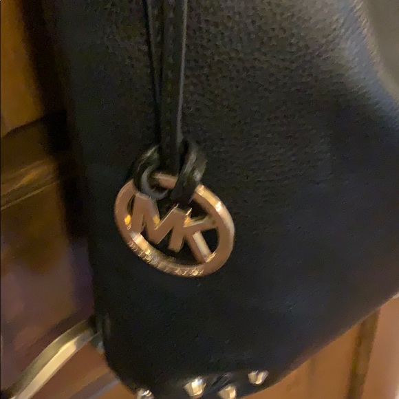 Micheal Kors bag - Picture 2 of 3